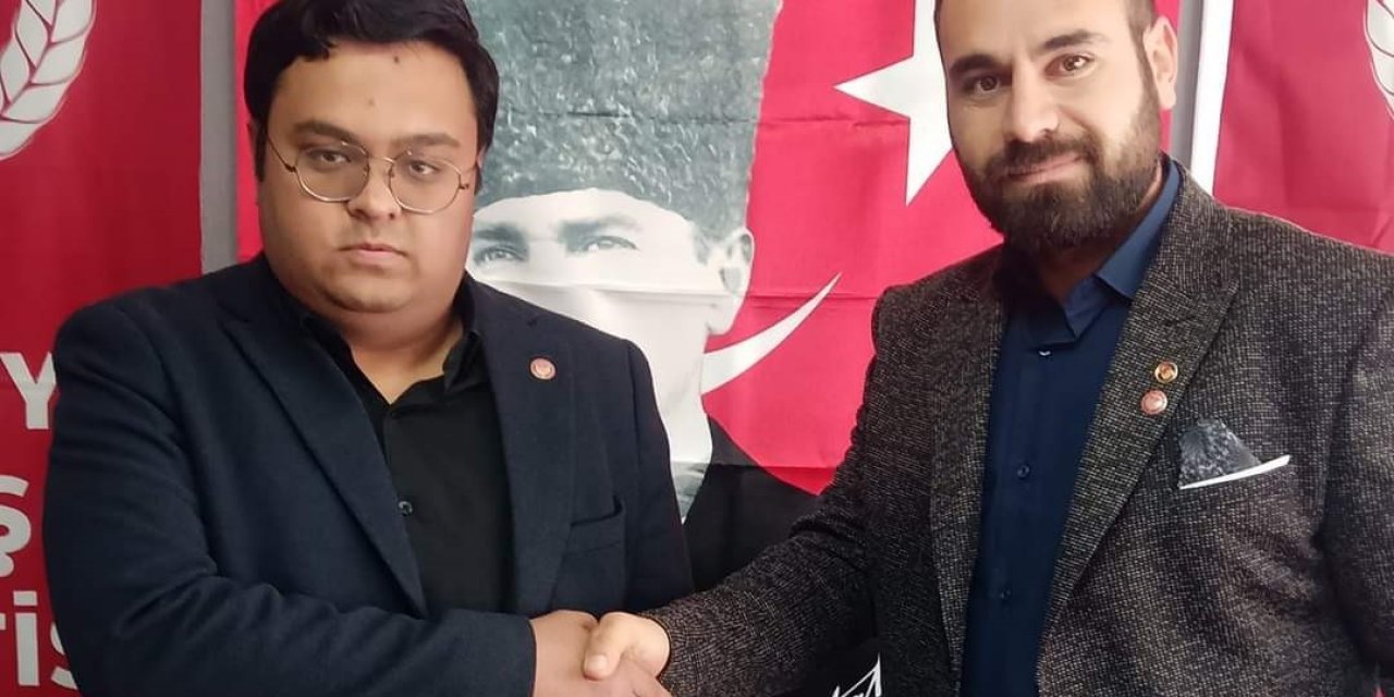 CHP’den 2 haftada 2 kez istifa etti