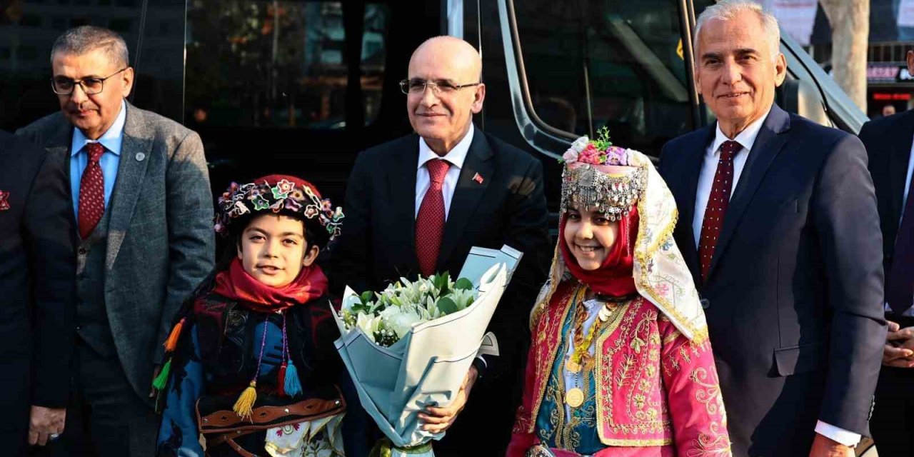 Bakan Şimşek’ten Vali Coşkun ve Başkan Zolan’a ziyaret