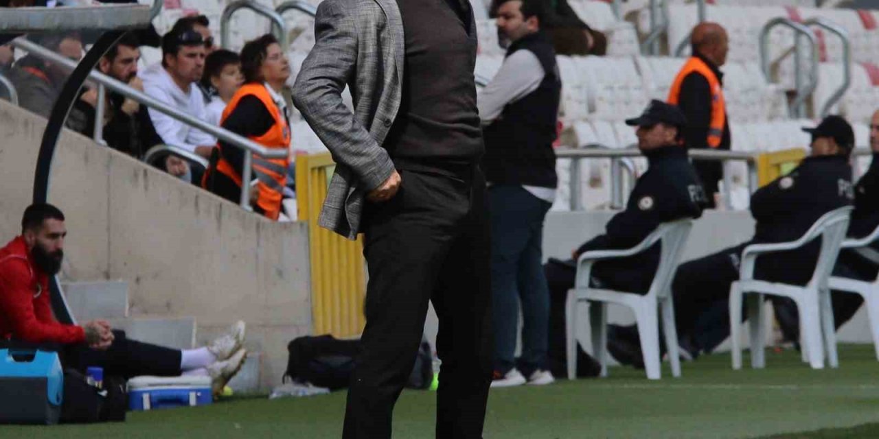 Altay’a Cüneyt Biçer de çare olamadı