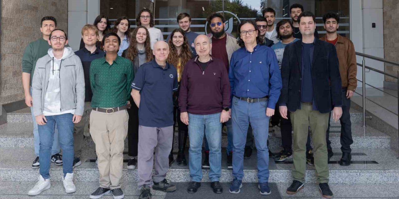 Türk ve ABD’li öğrencilerden akıllı yatak