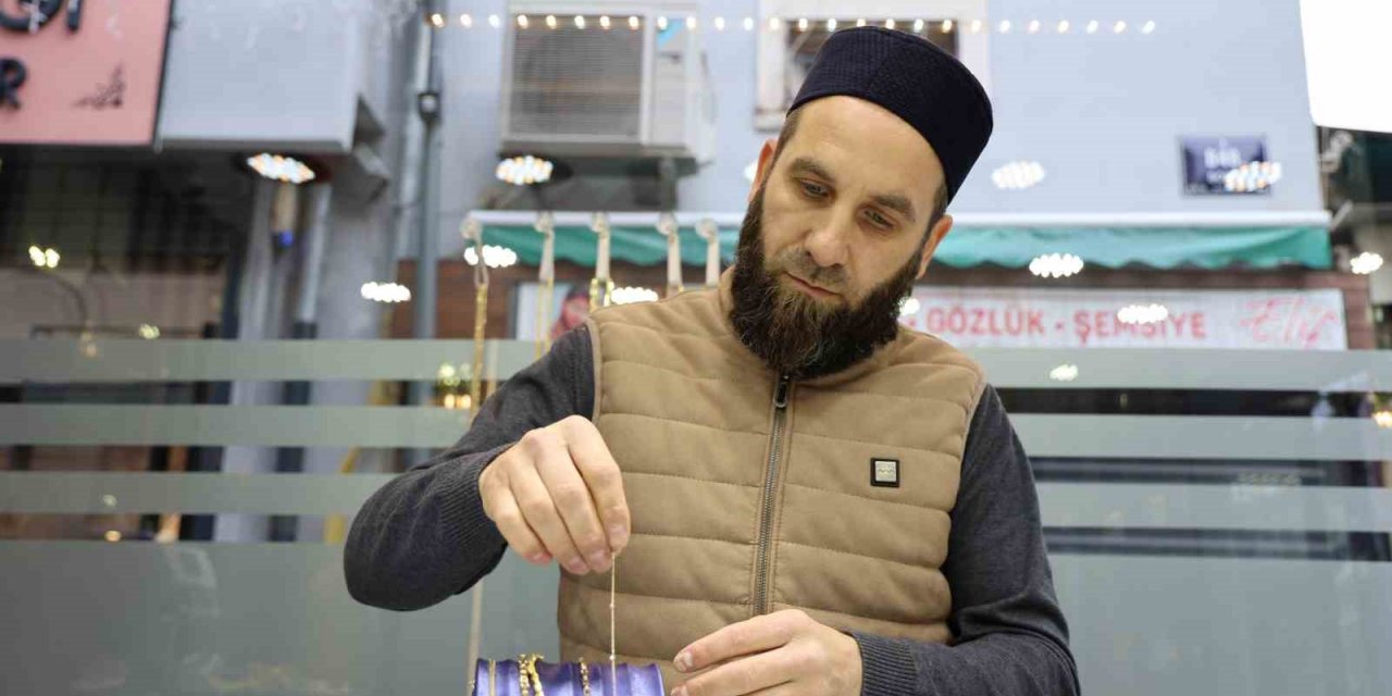 Ölümden dönen şerbetçi, arı korkusundan mesleği bırakıp kuyumcu oldu