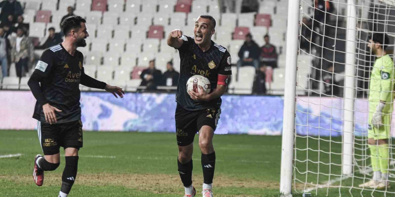 Altay’ın en skoreri kulübede kaldı