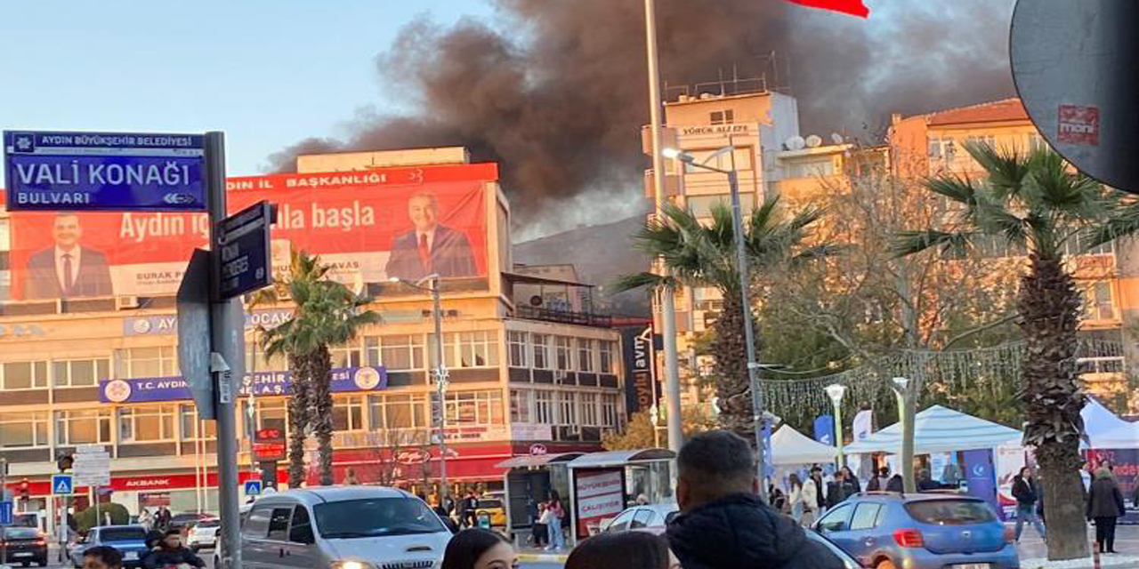 Gökyüzünü kaplayan kara duman korku dolu anlar yaşattı