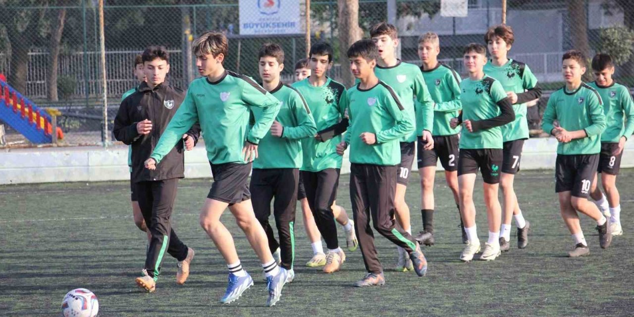 Denizlispor, Uşak’a 3 puan için gidiyor