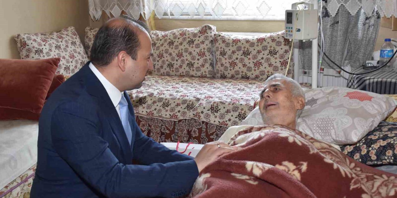 Sağlık Müdürü Şenkul, ev ziyaretlerine devam ediyor