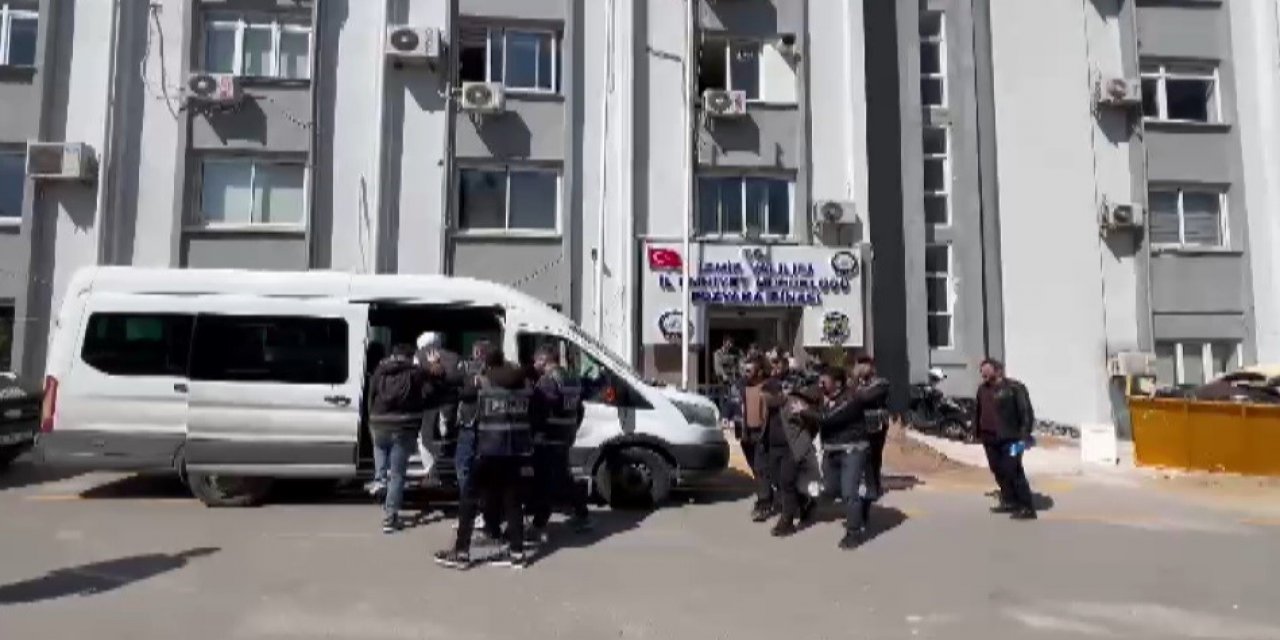 İzmir’de metro istasyonu cinayetiyle ilgili 7 tutuklama