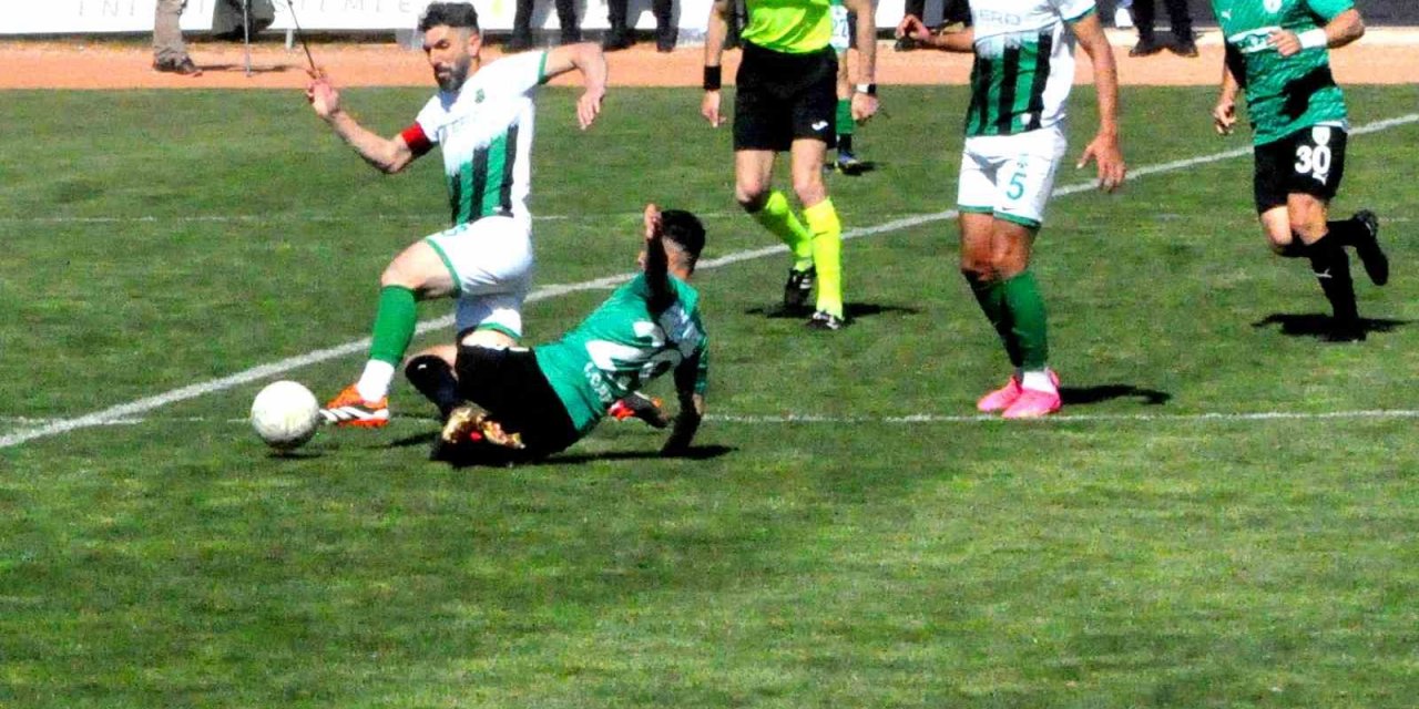 Muğla derbisinde 3 puanın sahibi Muğlaspor oldu