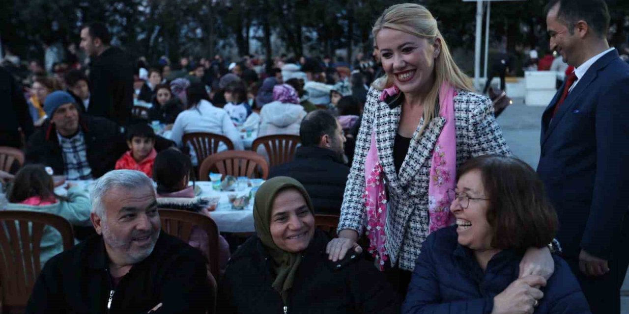 Yenişehir hep birlikte orucunu açtı