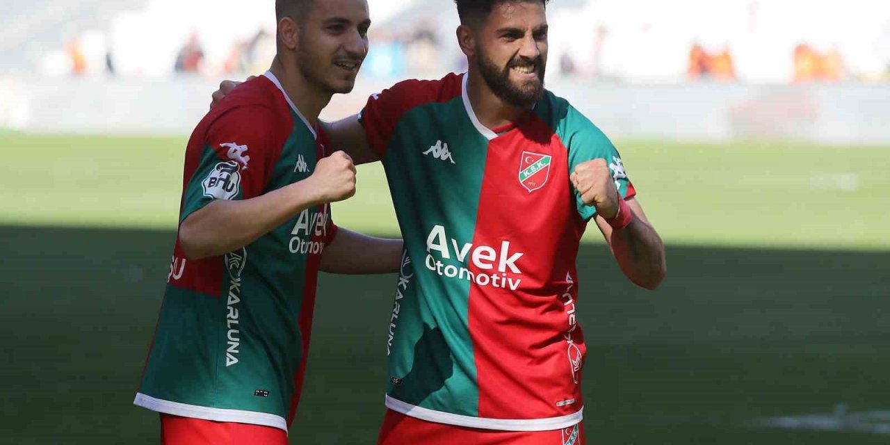 Karşıyakalı Enes Nalbantoğlu, gol sayısında çift haneye ulaştı
