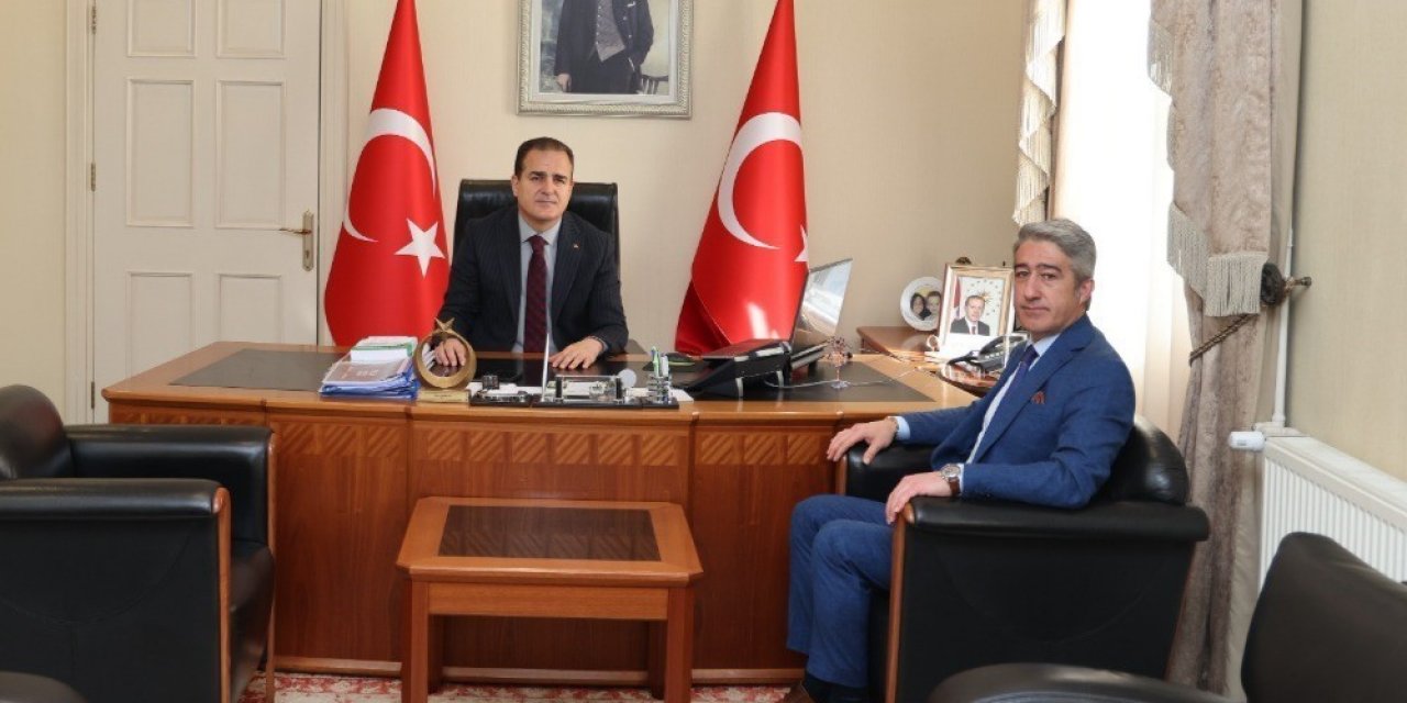 Başkan Oktay, Vali Akbıyık ile görüştü