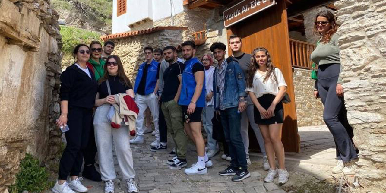 Gençler, Sultanhisar’da geçmişle buluştu