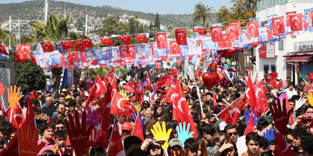 Cumhur İttifakı’nın Büyük Bodrum Mitingi coşkuyla tamamlandı