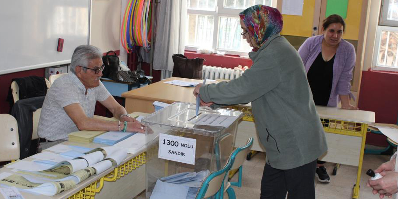 Aydın’da oy kullanma işlemi başladı