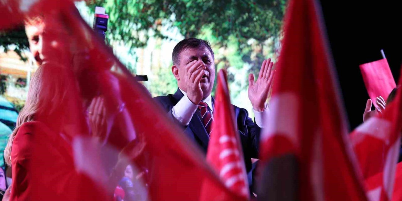 CHP’li Tugay: “Bugün İzmir için yeni bir gün”