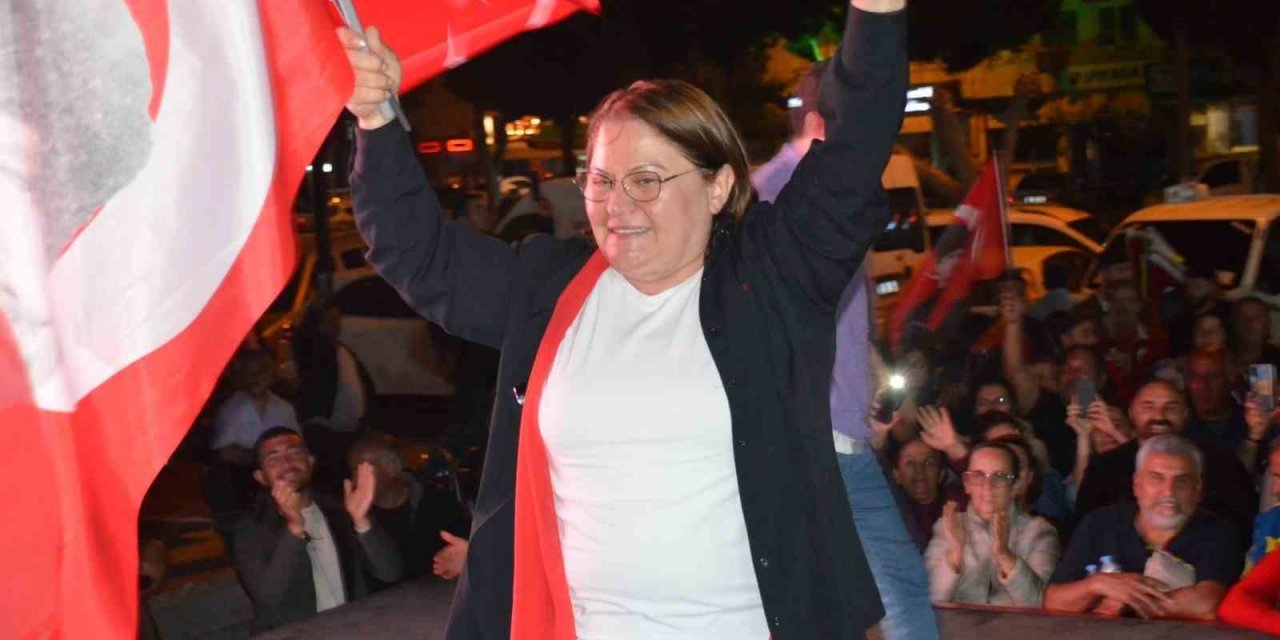 CHP’li Gençay, Didim’in ilk kadın belediye başkanı oldu