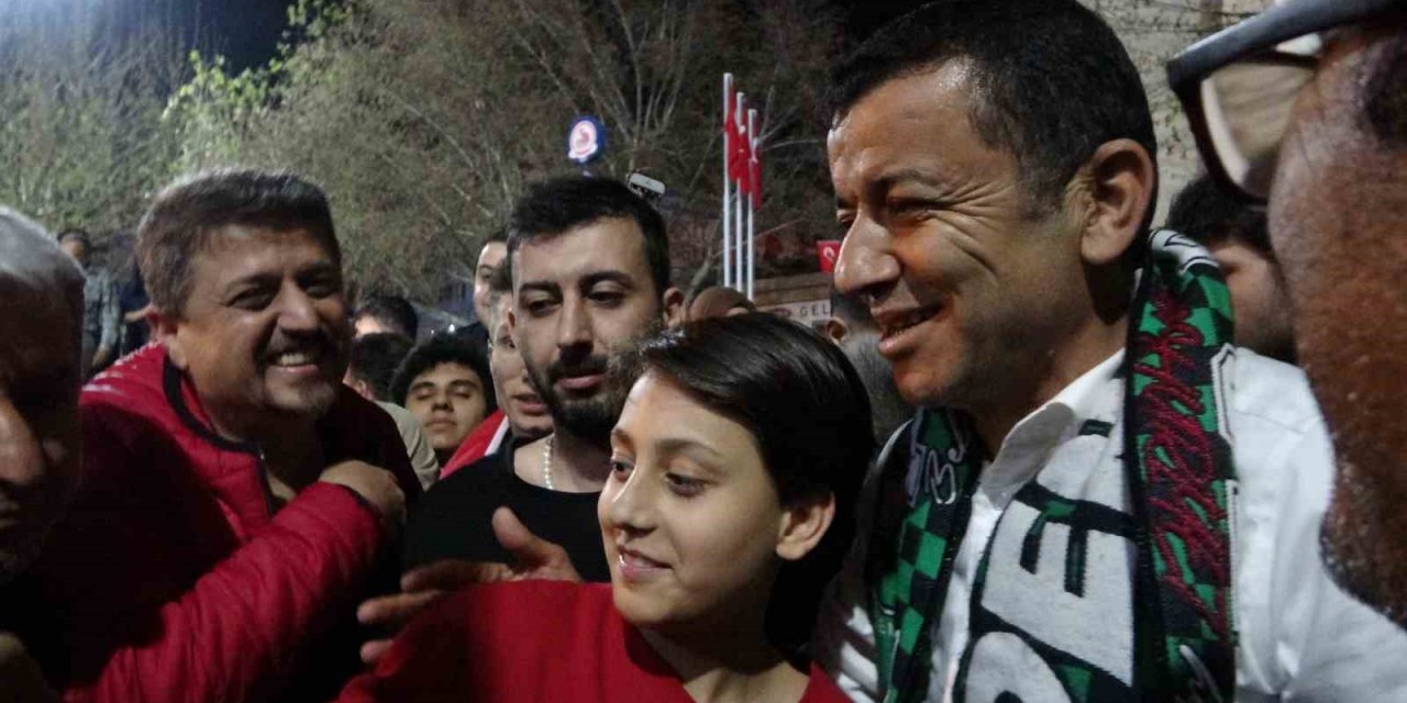 CHP’li Çavuşoğlu: “Halka hizmetkarlığı en iyi şekilde yapacağız"
