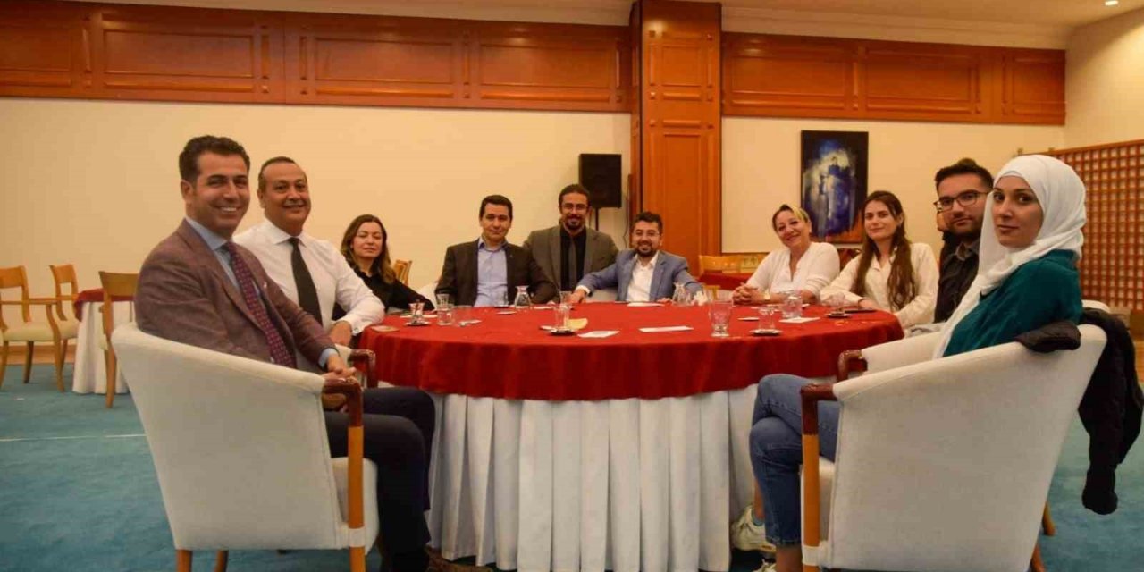 MSKÜ Rektörü Kaçar Filistinli öğrencilerle iftarda buluştu