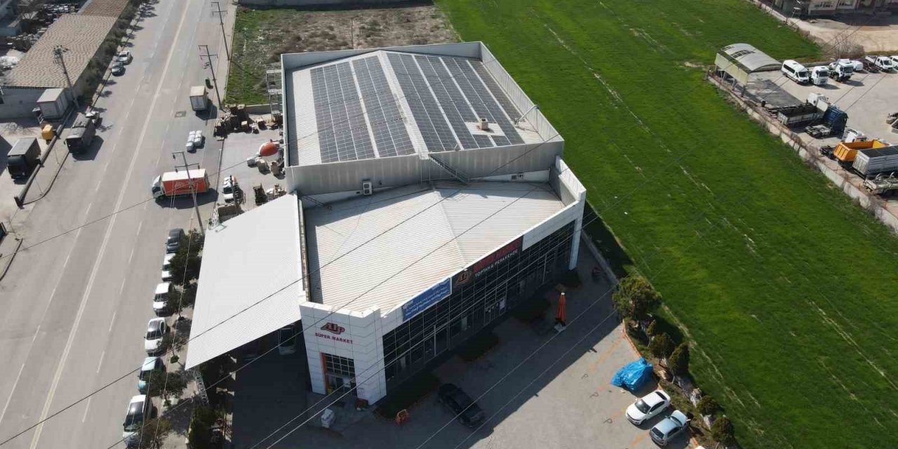 Denizli’nin önemli perakendecisi elektriğini kendi üretiyor