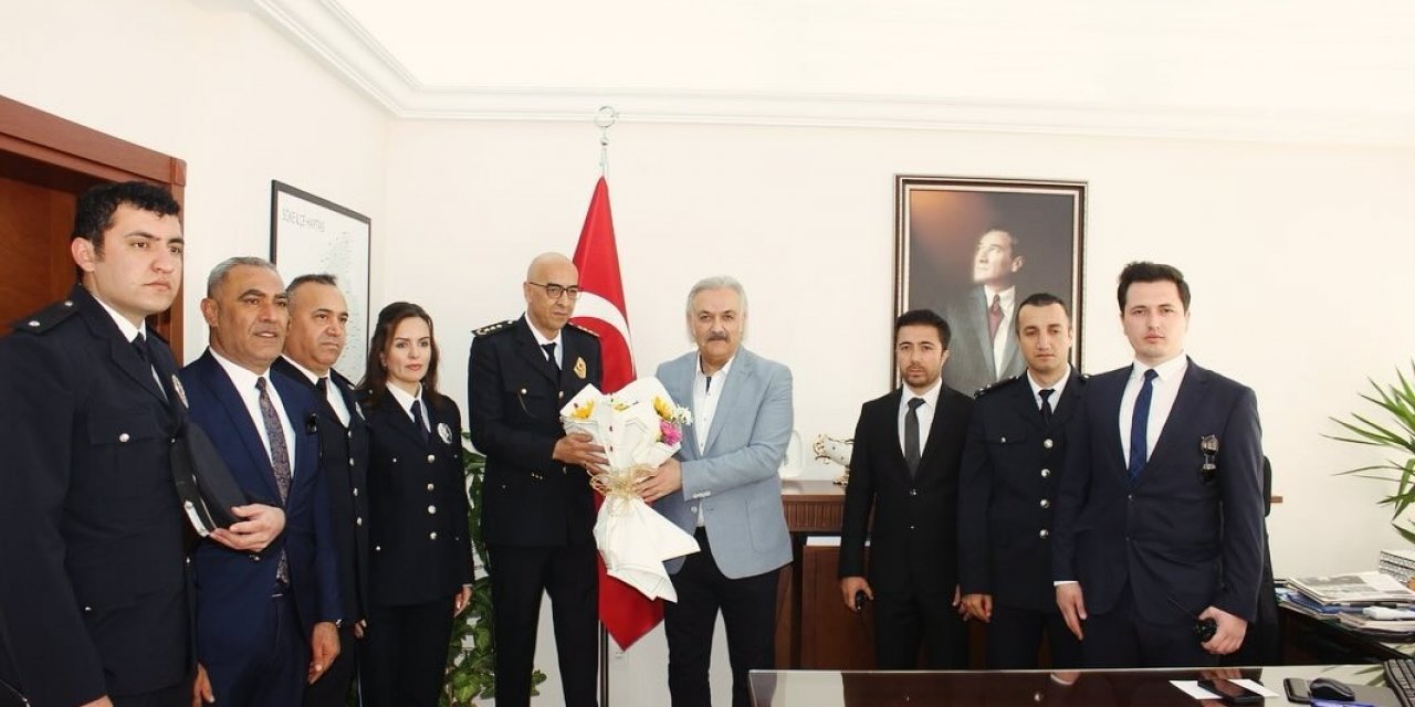 Kaymakam Akça polisleri ağırladı