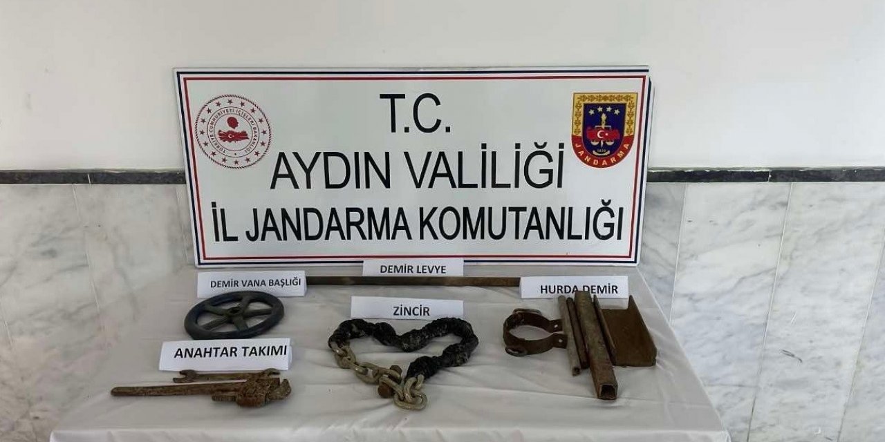 Kuyucak’ta hurda hırsızları yakalandı