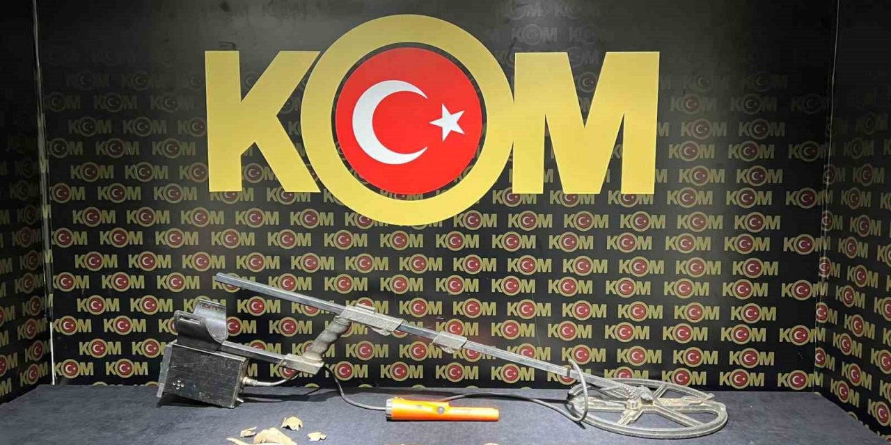 İzmir’de tarihi eser kaçakçısı yakalandı