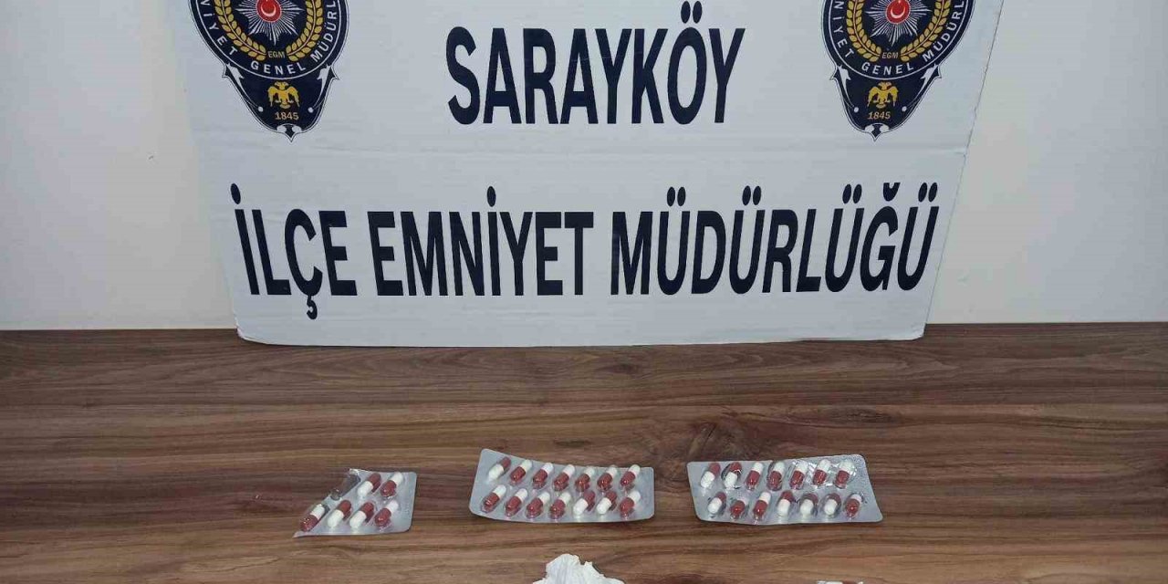 Dur ihtarına uymayan 2 şüpheli yakalanınca üzerinden uyuşturucu çıktı