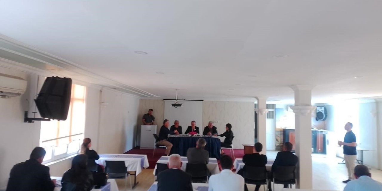 Buharkent’te, yeni dönemin ilk meclis toplantısı yapıldı