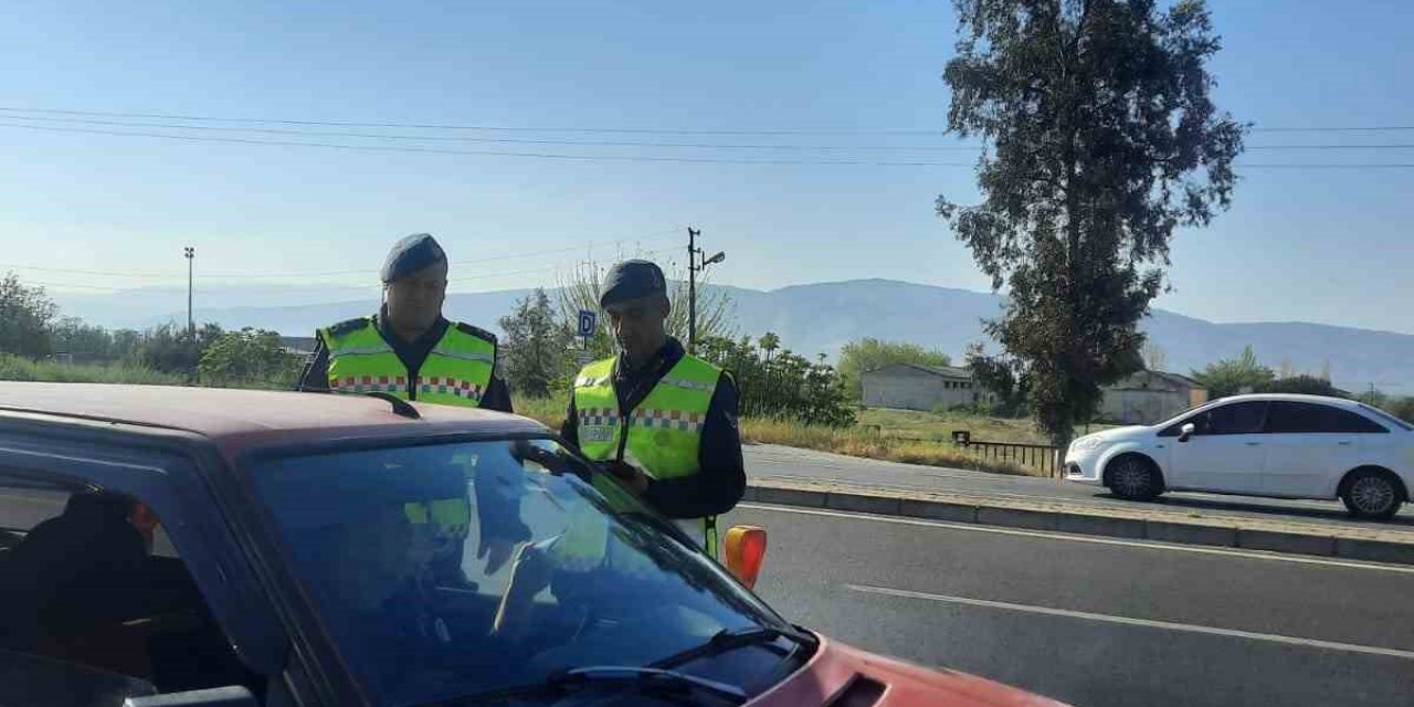 Aydın jandarmasından havadan trafik denetimi