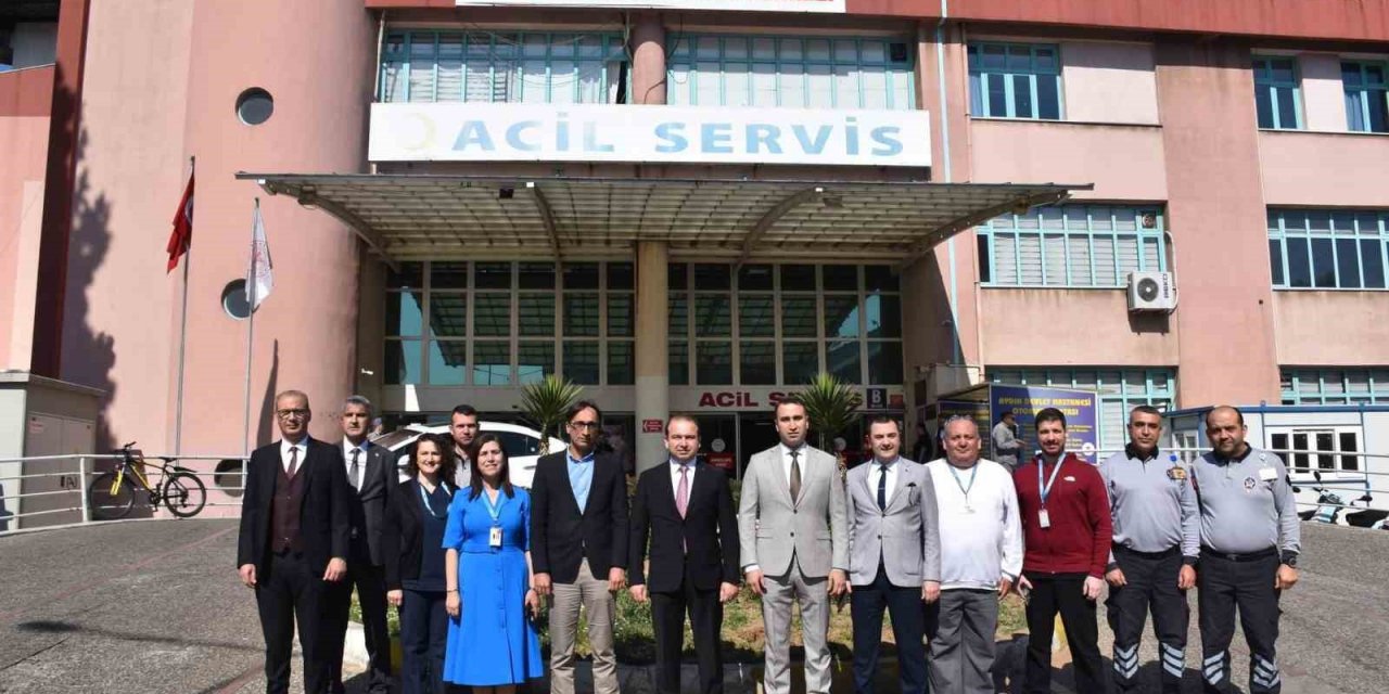 Aydın İl Sağlık Müdürü Şenkul sağlık personelinin bayramını kutladı