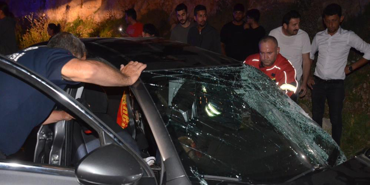 Aydın’da yolcu otobüsü otomobille çarpıştı: 4 ölü