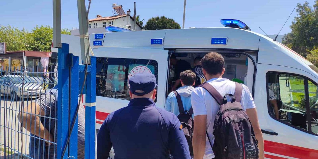 Gezi teknesinde yaralanınca tahliyesi yapıldı