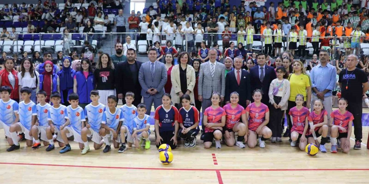 Fethiye’de spor temalı çocuk şenliği başladı