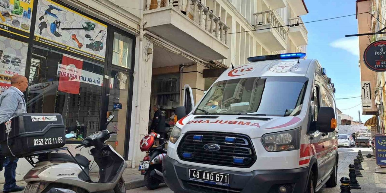 Türkmenistan uyruklu genç odasında ölü bulundu