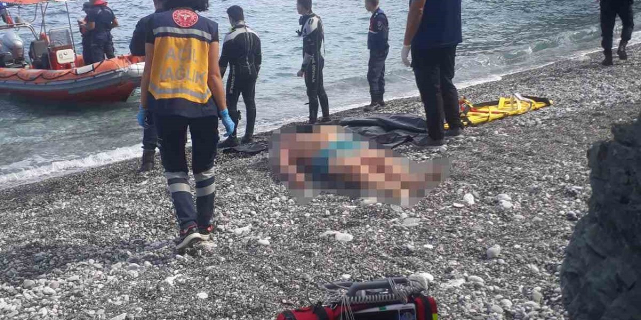 Marmaris’e tatile gelen İngiliz turist denizde hayatını kaybetti
