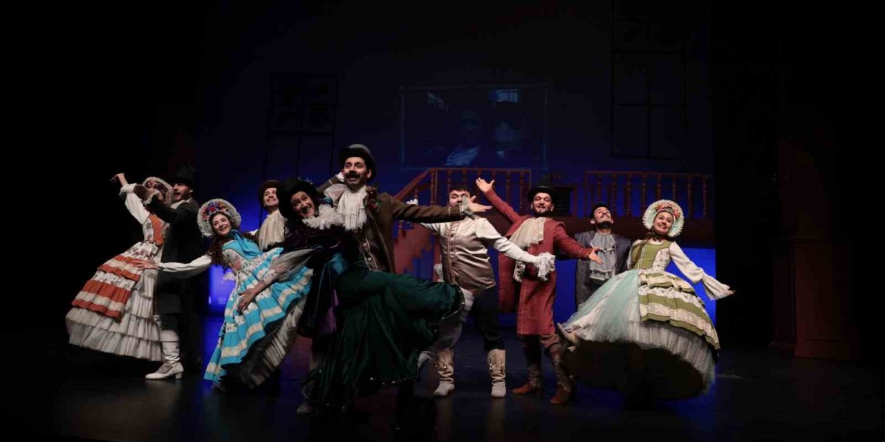 Denizli Büyükşehirden çocuklara 23 Nisan hediyesi