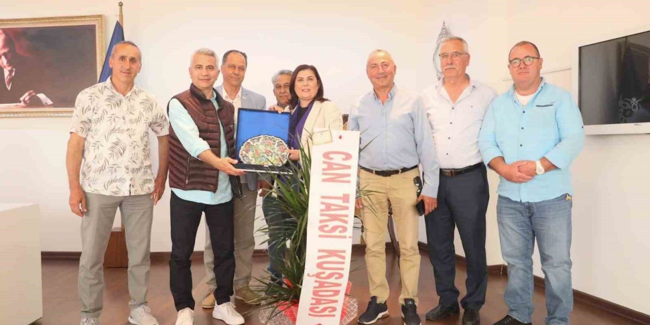 Kuşadalı taksiciler Başkan Çerçioğlu ile görüştü