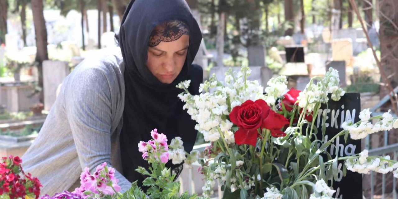 Avukat olmak istiyordu, 17 yaşında kara toprağa girdi