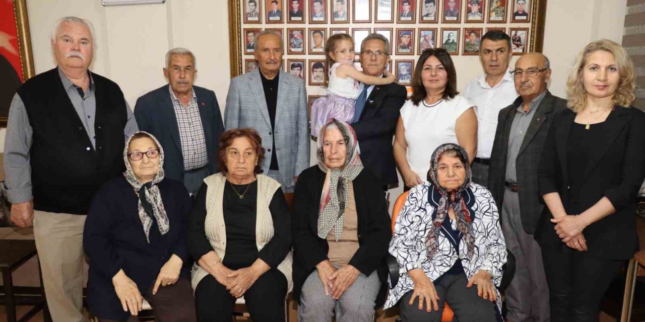 Başkan Tetik şehit yakınları ile bir araya geldi