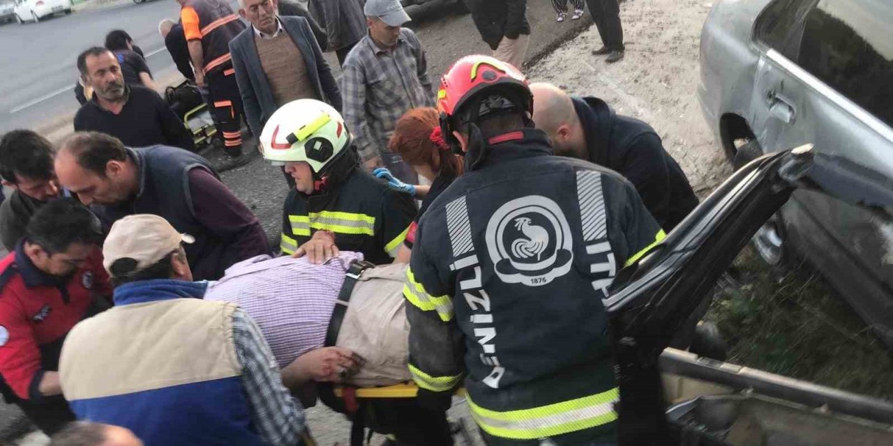 3 kişinin öldüğü kaza bölgesinde kamyonet ile otomobil çarpıştı: 3 yaralı