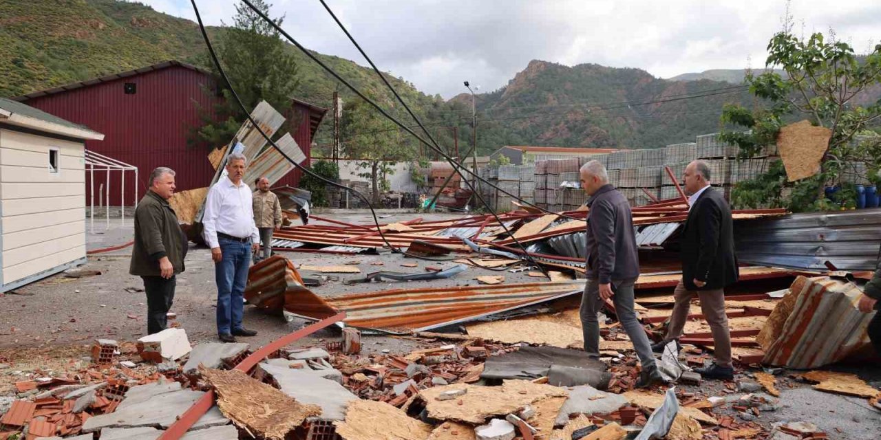 Marmaris’te hortum etkili oldu