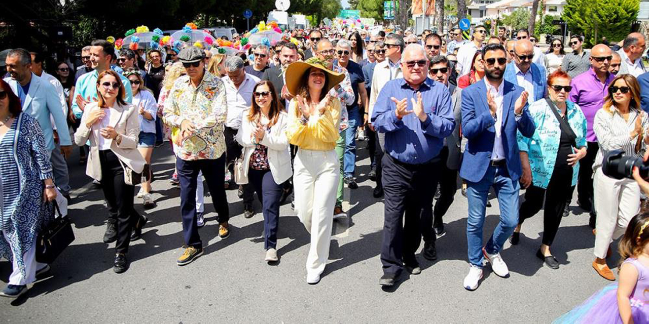 Yüzbinlerce kişi Alaçatı Ot Festivalinde buluştu