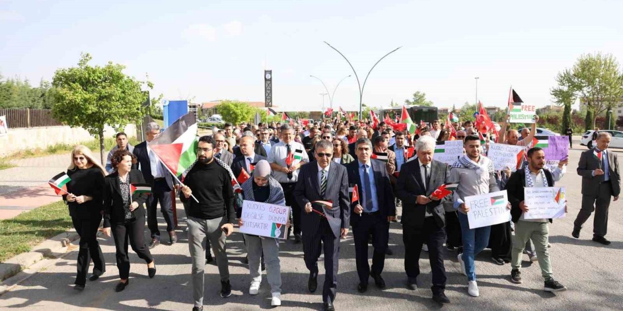 PAÜ’de ‘Kudüs’te İmparatorluk Politikaları Kamusal Mekan ve Toplumsal Kimlik’ Adlı Çalıştay Düzenlendi