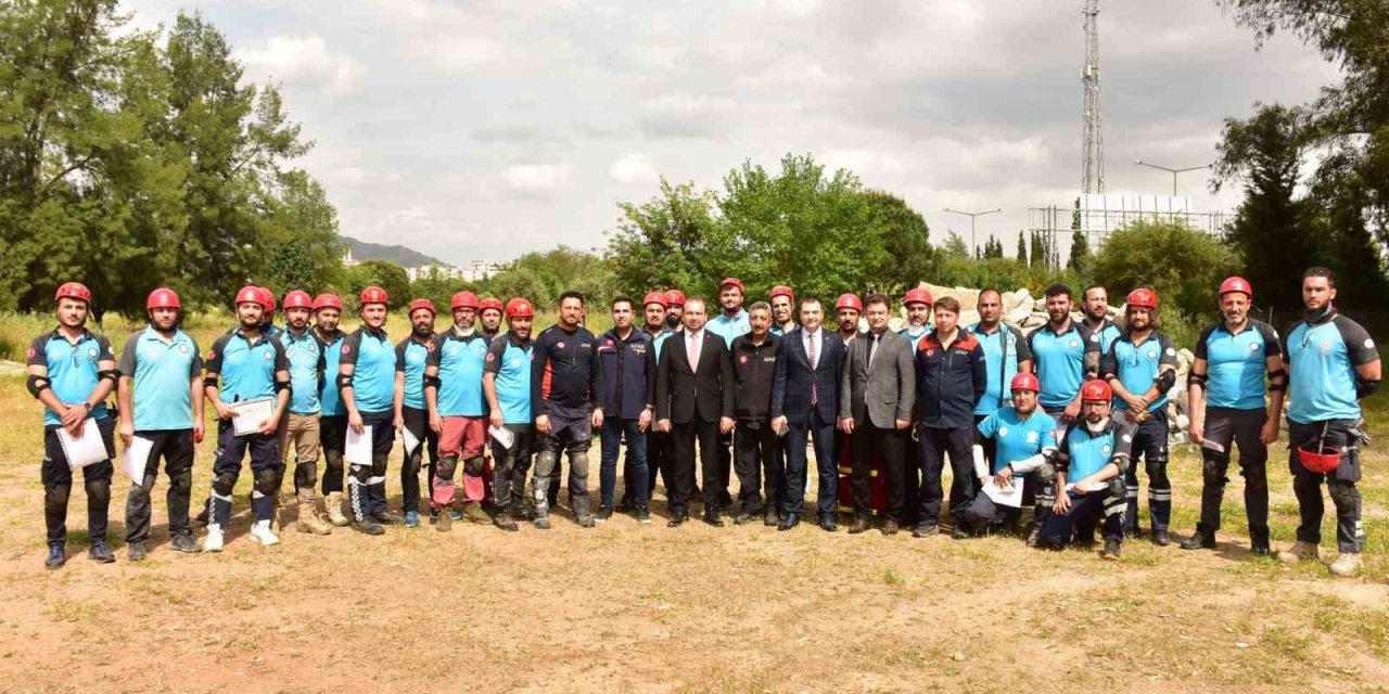 UMKE personeline hafif arama kurtarma eğitimi verildi