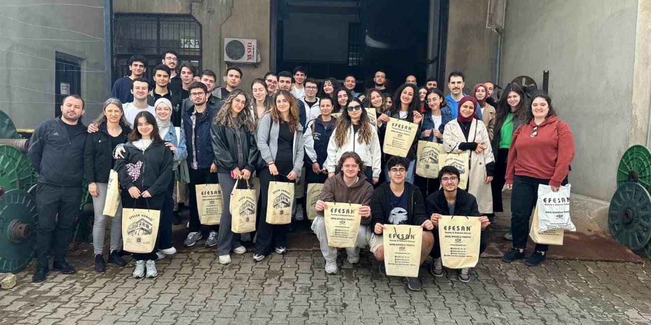 İTÜ’lü mühendis adayları Buldan bezi üretimini yerinde gördü
