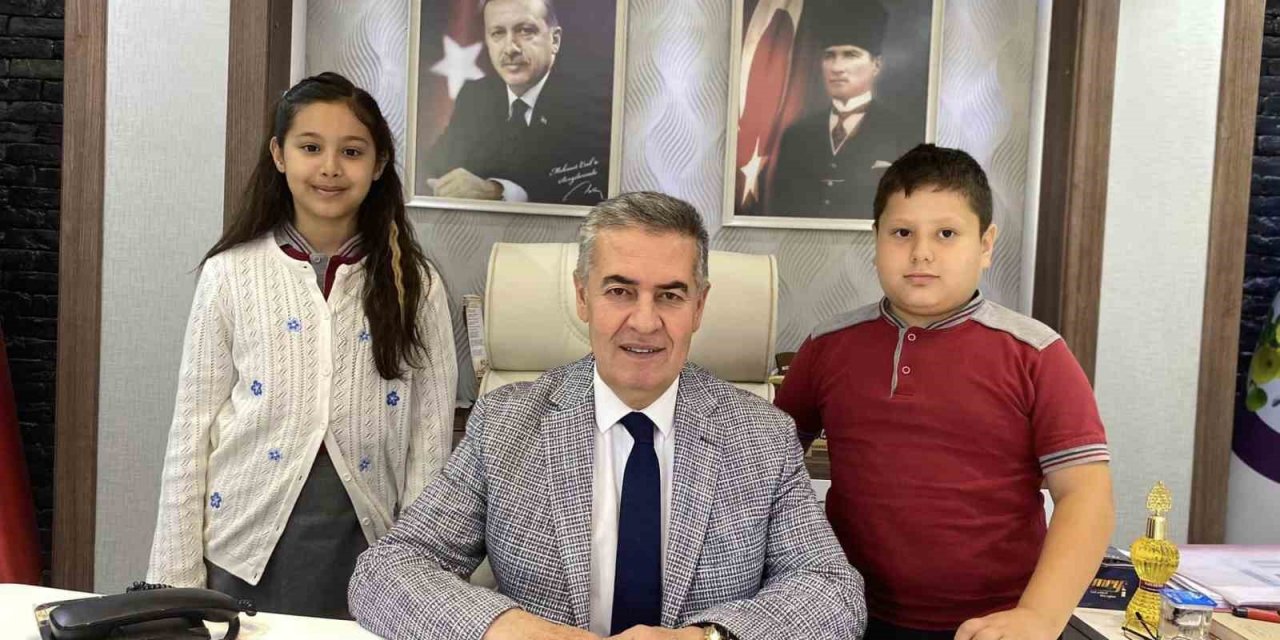 Başkan Erol koltuğunu devretti
