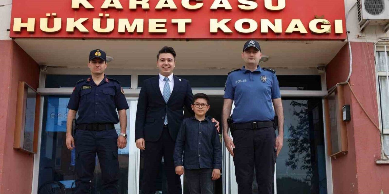 Kaymakam Gündoğdu koltuğunu Karabacaklı’ya devretti