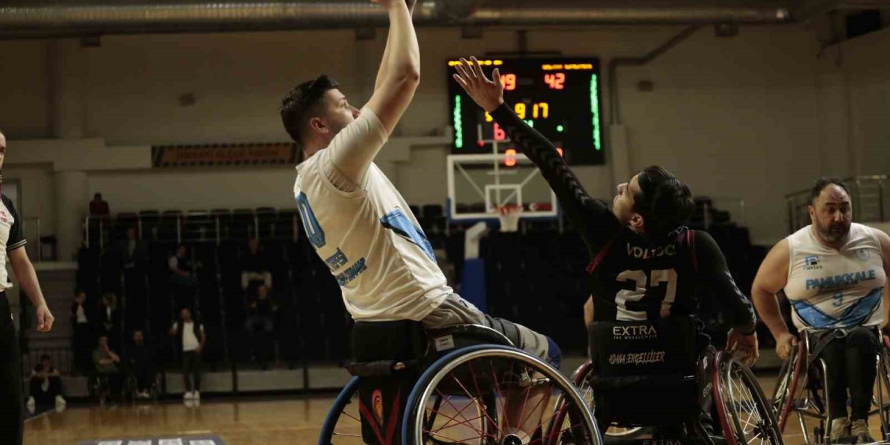 Pamukkale Belediyespor Tekerlekli Sandalye Basketbol Takımı şampiyon oldu