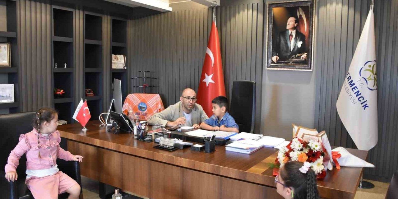 Başkan Zencirci, koltuğu miniklere devretti