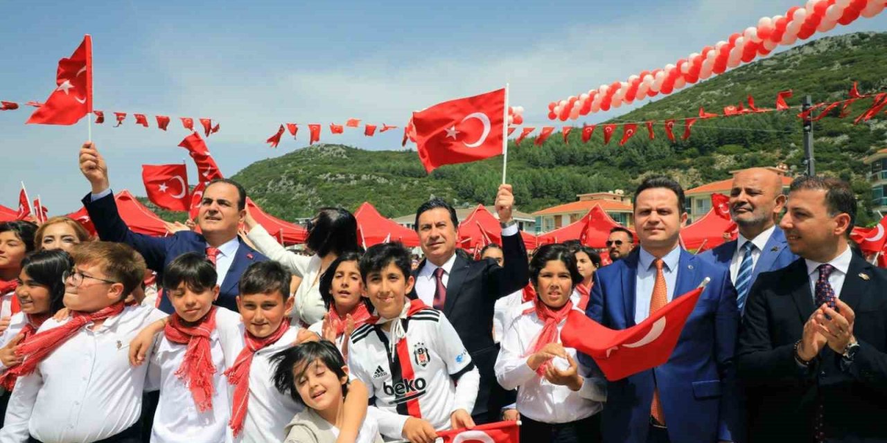 Başkan Aras 23 Nisan’da koltuğu çocuklara devretti