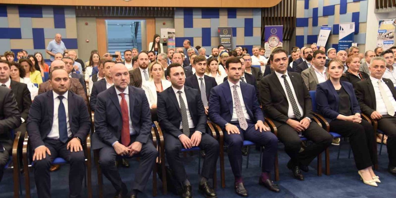 Kardeş ülke Azerbaycan’dan İzmir zirvesi